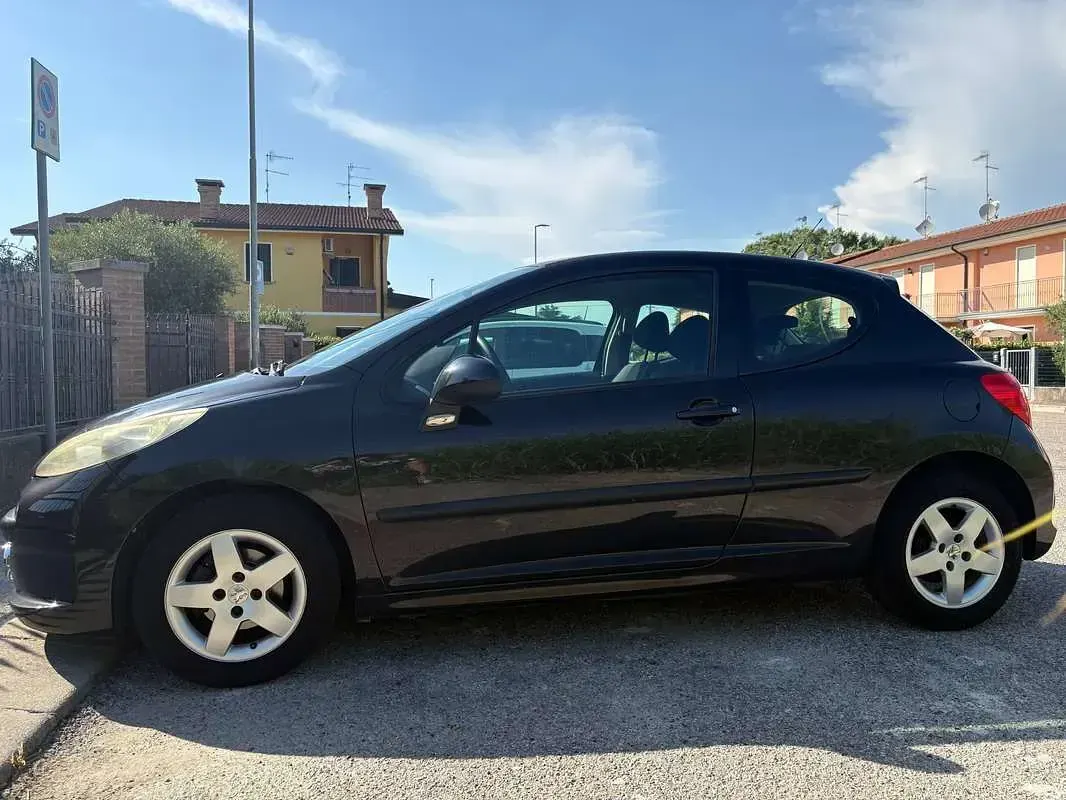 Usata Peugeot 207 Sport 73 CV (53 kW) 2008 Nero Utilitaria