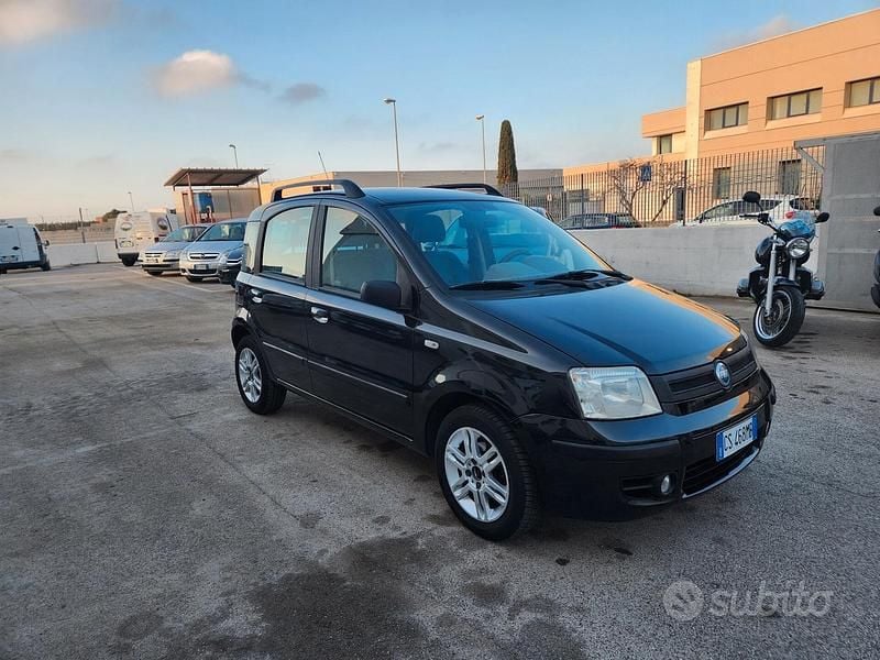 Usata Fiat Panda Dynamic 54 CV (39 kW) 2005 Nero Utilitaria