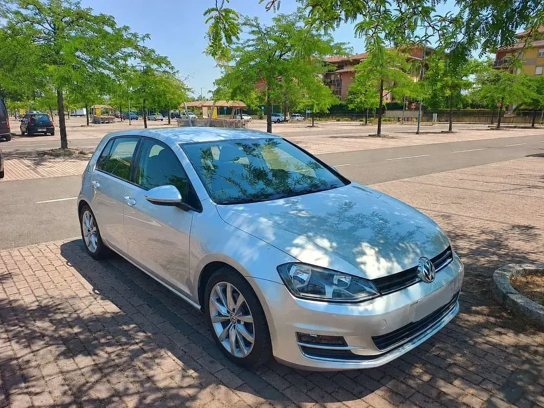 Usata VW Golf VII Highline 110 CV (80 kW) 2016 Grigio Berlina