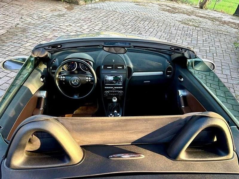 Usata Mercedes SLK200 117 CV (86 kW) 2005 Argento Cabrio