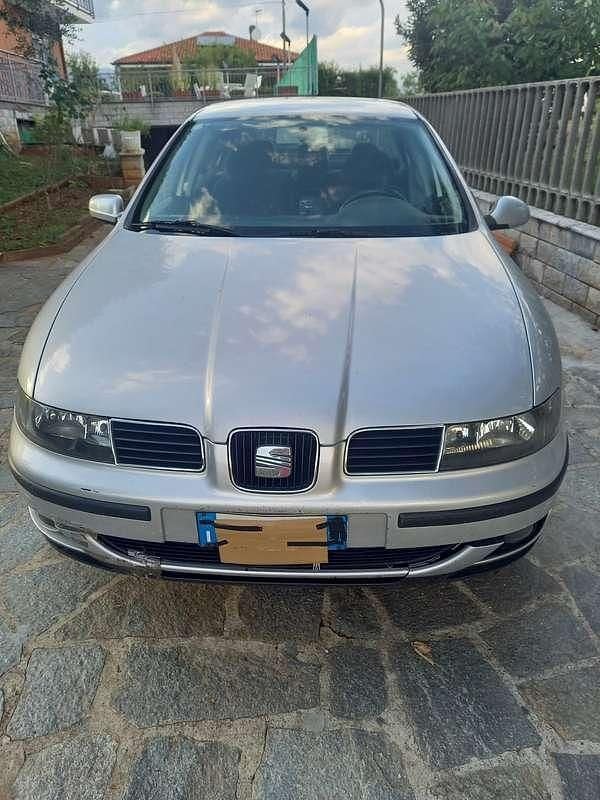 Usata Seat Toledo 110 CV (80 kW) 2002 Grigio Berlina