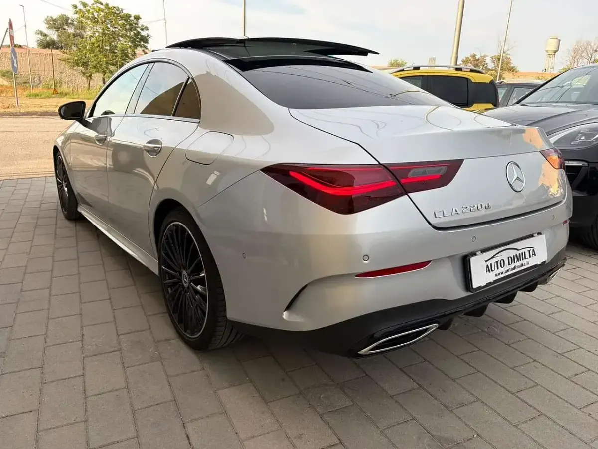Usata Mercedes CLA220 Premium 190 CV (139 kW) 2023 Argento Coupé