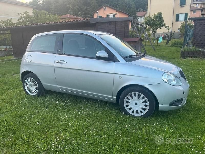 Usata Lancia Ypsilon 2010 Grigio Utilitaria