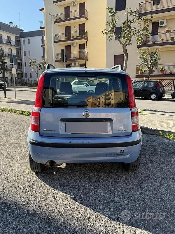 Usata Fiat Panda Emotion 69 CV (50 kW) 2008 Blu Utilitaria