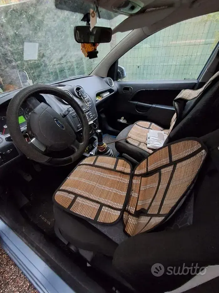 Usata Ford Fiesta 75 CV (55 kW) 2007 Blu Utilitaria