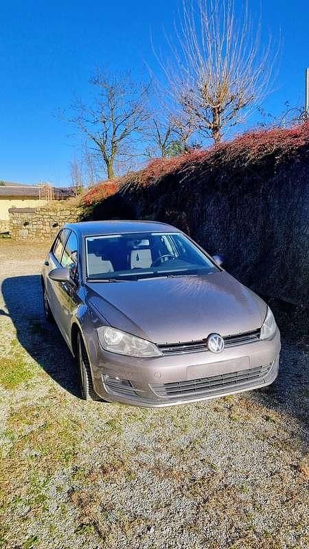Usata VW Golf VII Comfortline 105 CV (77 kW) 2013 Berlina