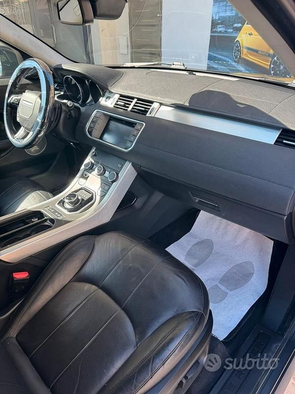 Usata Land Rover Range Rover evoque HSE 150 CV (110 kW) 2018 Grigio Station wagon