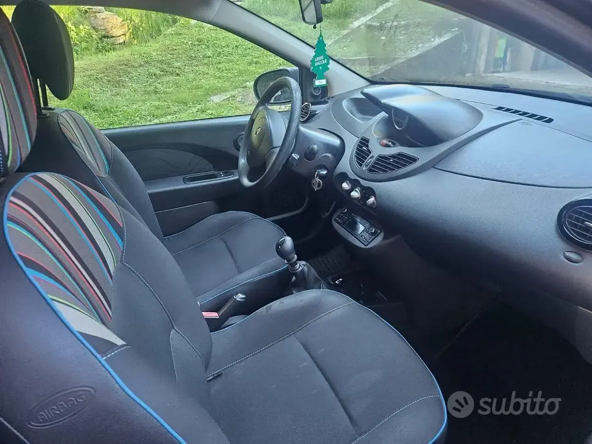 Usata Renault Twingo 75 CV (55 kW) 2013 Nero Utilitaria