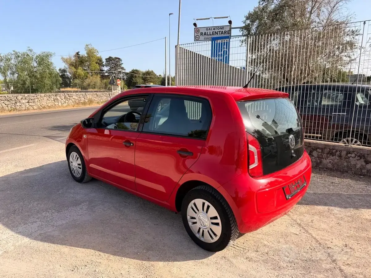 Usata VW up! 60 CV (44 kW) 2013 Rosso Utilitaria