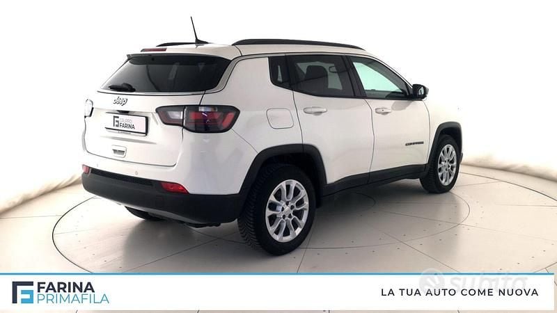 Usado Jeep Compass Limited 131 CV (96 kW) 2024 Negro SUV