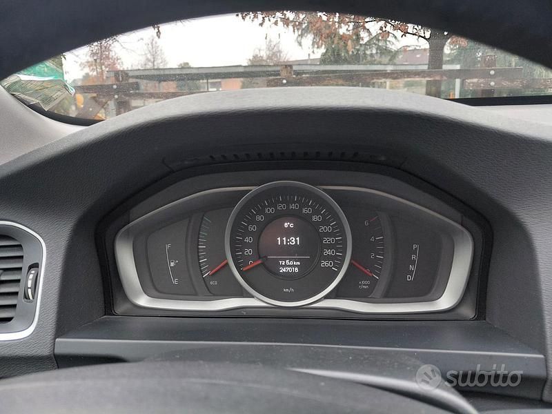 Usata Volvo V60 2016 Blu Station wagon