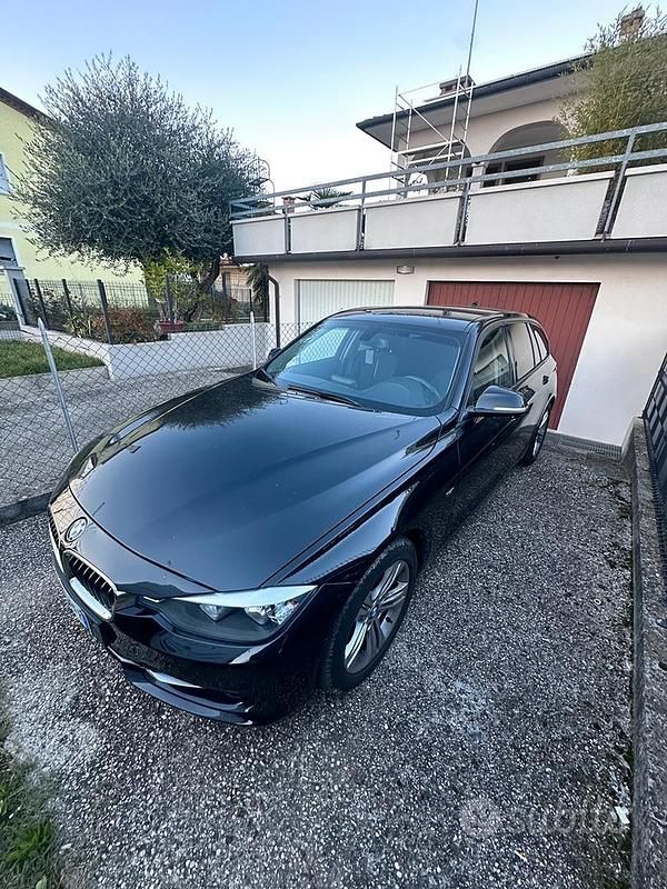 Usata BMW 318 Sport Line 2013 Nero Station wagon