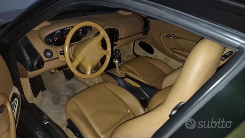Usata Porsche 911 Carrera 4 1999