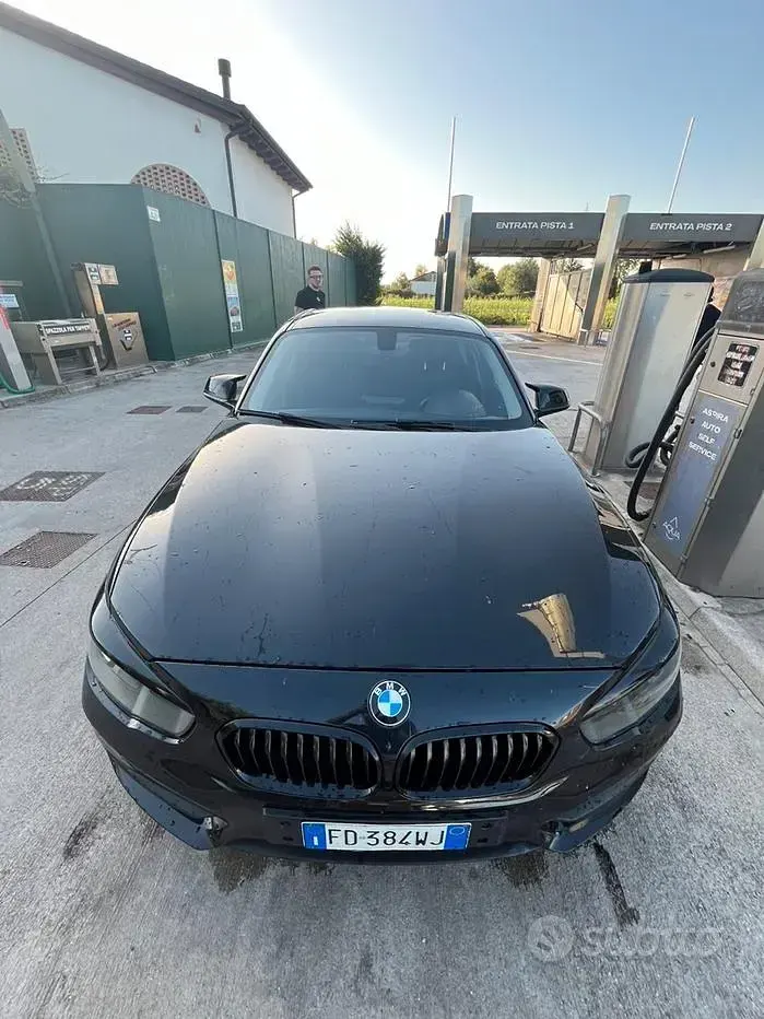 Usata BMW 118 185 CV (136 kW) 2016 Nero Utilitaria