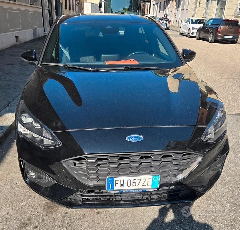Usata Ford Focus ST-Line 125 CV (91 kW) 2019 Nero Berlina