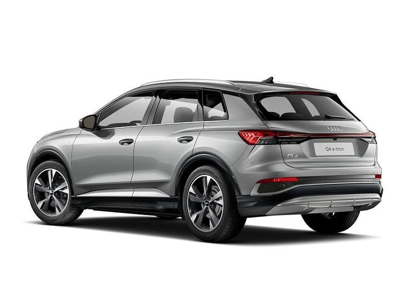 Käytetty Audi Q4 e-tron S-Line 150 kW (204 HP) 2023 Harmaa Katumaasturi