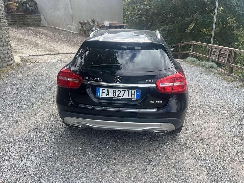 Usata Mercedes GLA200 Premium 136 CV (100 kW) 2016 SUV