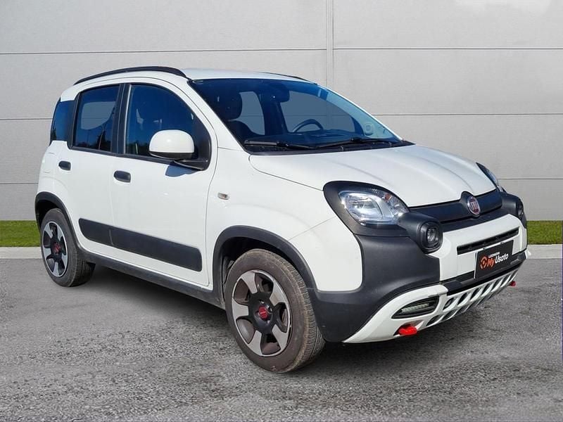 Käytetty Fiat Panda Cross Cross 70 HP (51 kW) 2024 Viistoperä