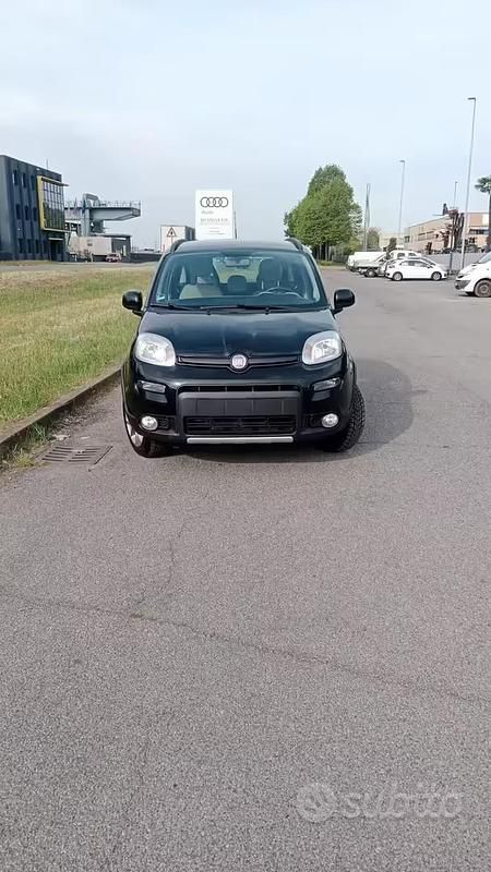 Occasion Fiat Panda 4x4 S 86 ch (63 kW) 2015 Noir Citadine