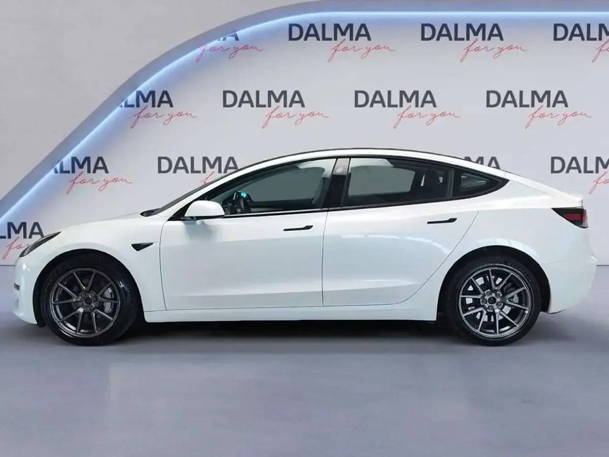 Usata Tesla Model 3 152 kW (208 CV) 2022 Bianco Berlina