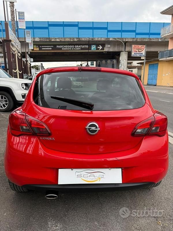 Usata Opel Corsa 90 CV (66 kW) 2016 Rosso Utilitaria