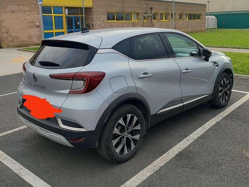 Usata Renault Captur Equilibre 101 CV (74 kW) 2023 Grigio SUV