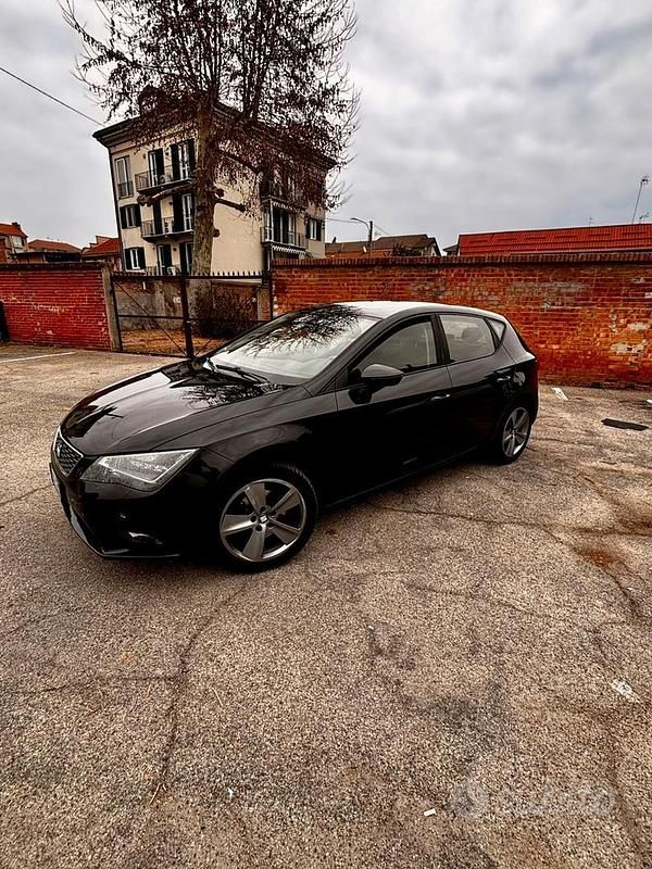 Usata Seat Leon 110 CV (80 kW) 2015 Berlina