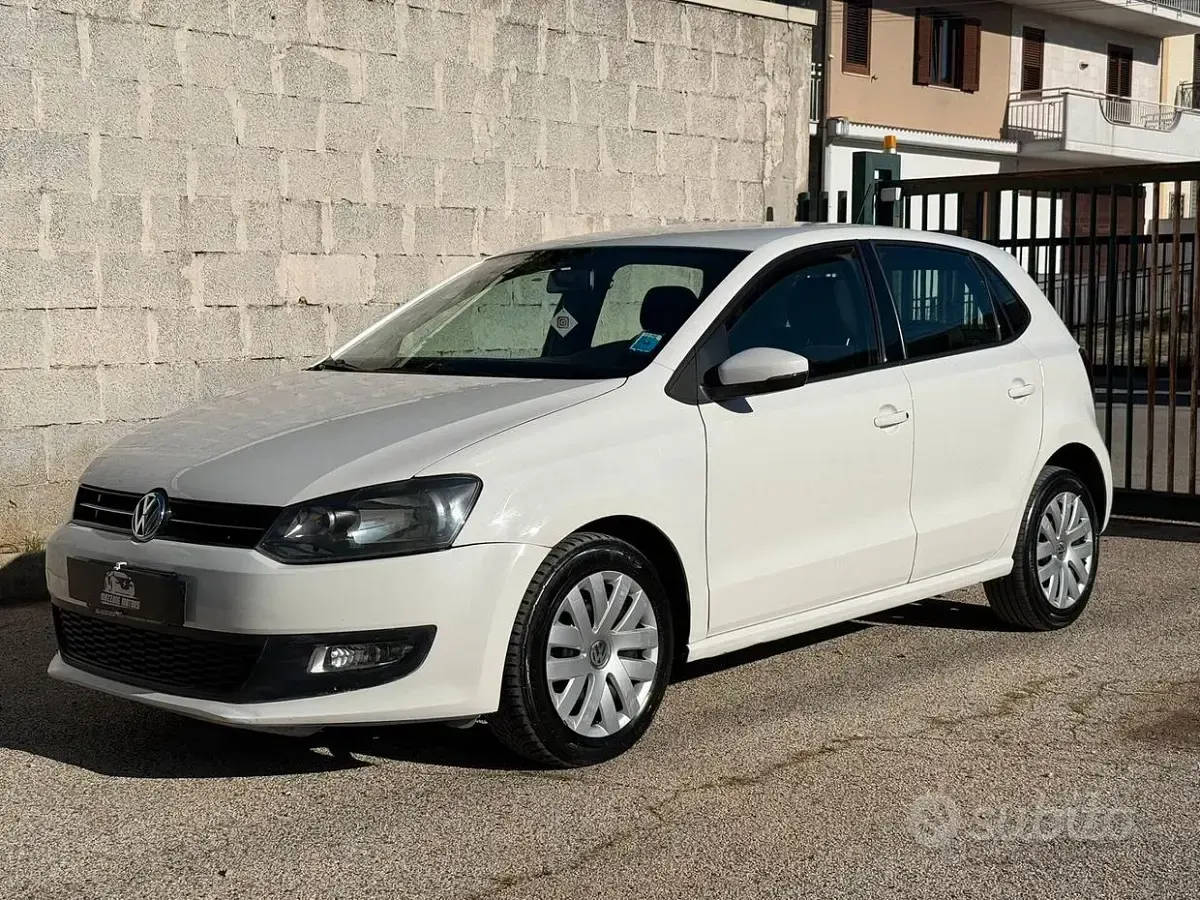 Usata VW Polo 75 CV (55 kW) 2012 Bianco Utilitaria