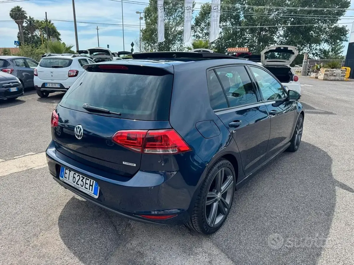 Usata VW Golf VII Highline 150 CV (110 kW) 2014 Blu Berlina