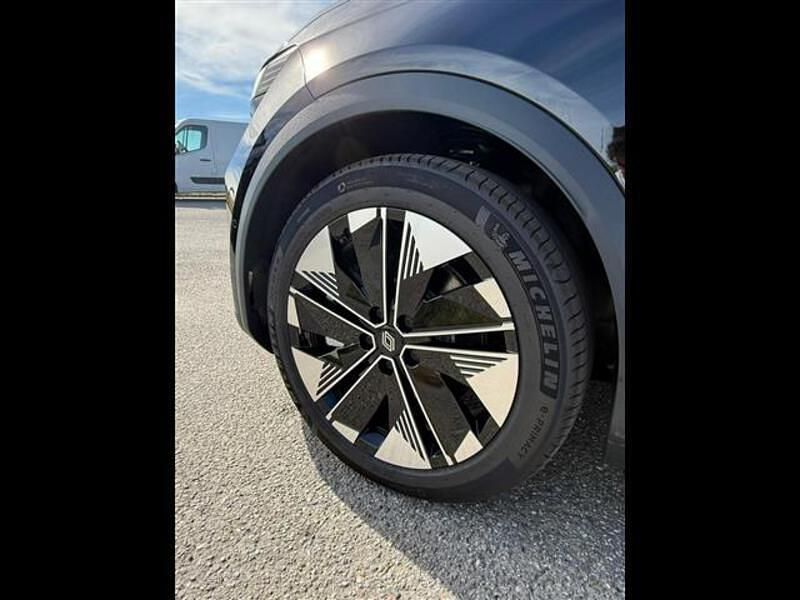 Nuova Renault Scenic E-Tech Komfort 125 kW (170 CV) 2025 Nero SUV