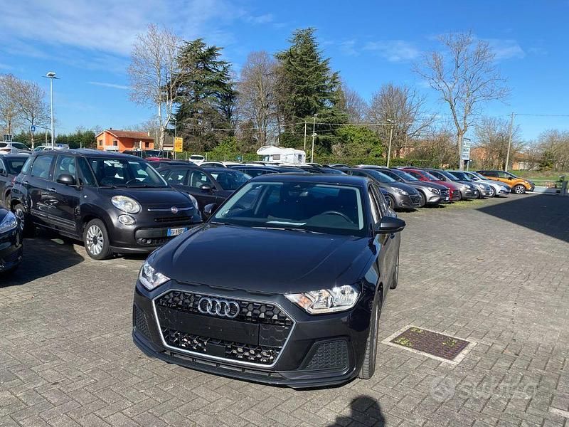 Usata Audi A1 Admired 110 CV (80 kW) 2022 Grigio SUV