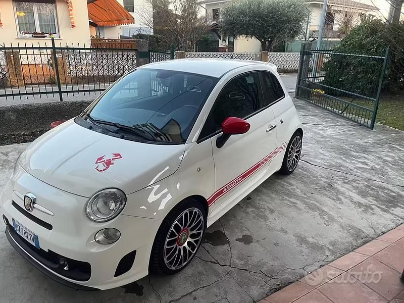 Usata Abarth 500 170 CV (125 kW) 2010 Bianco Utilitaria