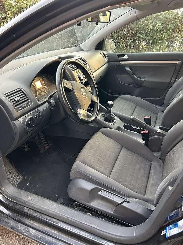 Usata VW Golf V Comfortline 105 CV (77 kW) 2007 Berlina