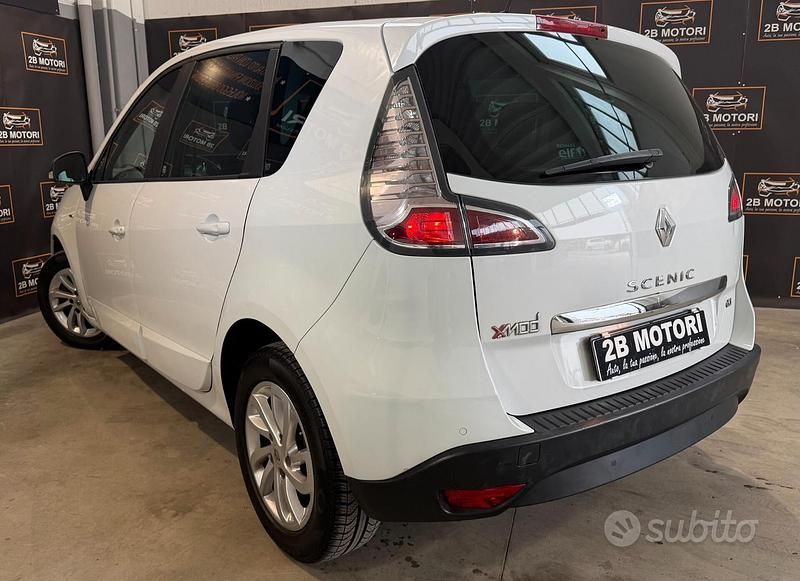 Usata Renault Scénic III XMOD 110 CV (80 kW) 2016 Bianco Monovolume