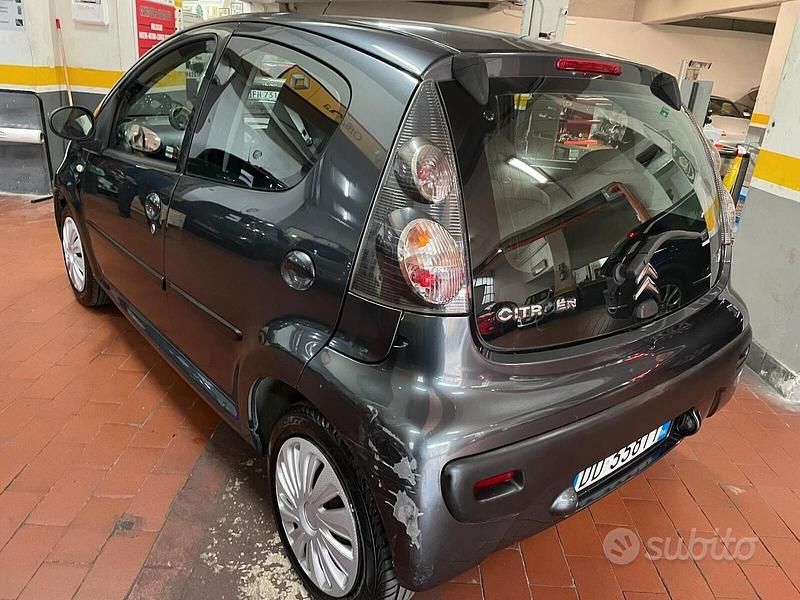 Second-hand Citroën C1 68 CP (50 kW) 2006 Gri Hatchback