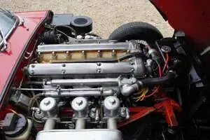 Usata Jaguar E-Type 269 CV (197 kW) 1963 Rosso Coupé
