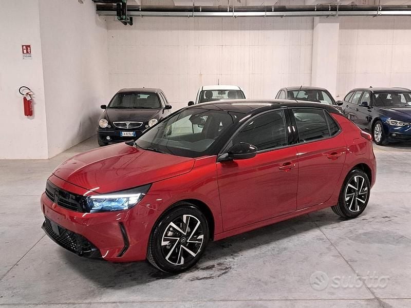 Usata Opel Corsa 75 CV (55 kW) 2024 Rosso Utilitaria