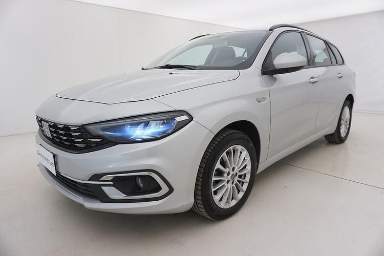 Usata Fiat Tipo Business 131 CV (96 kW) 2022 Argento Station wagon