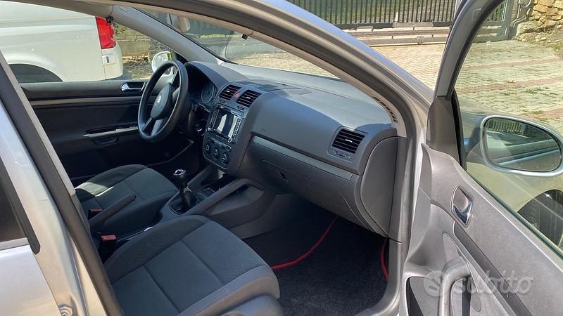 Usata VW Golf IV 2004 Grigio Berlina