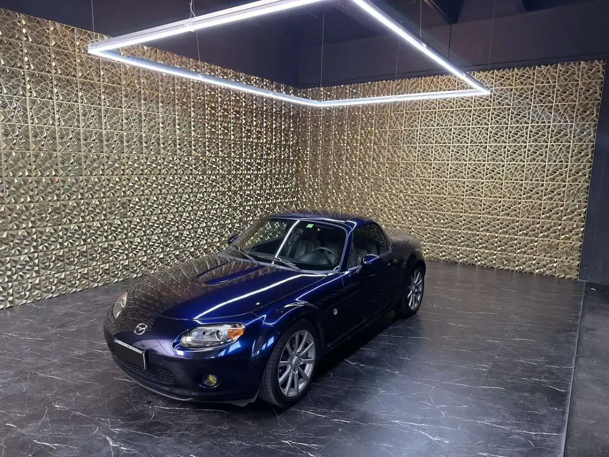 Usata Mazda MX5 160 CV (117 kW) 2011 Blu/azzurro Cabrio
