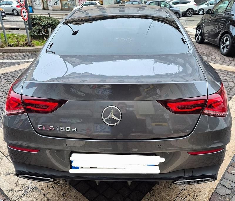 Usata Mercedes CLA180 Premium 136 CV (100 kW) 2019 Grigio Berlina
