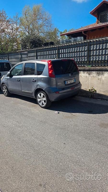 Usata Nissan Note 88 CV (64 kW) 2008 Grigio Utilitaria