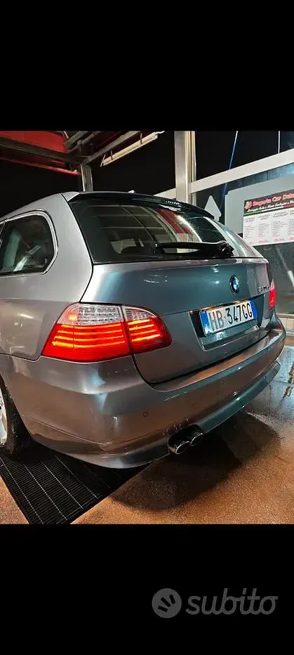 Usata BMW 530 235 CV (172 kW) 2007 Grigio Station wagon