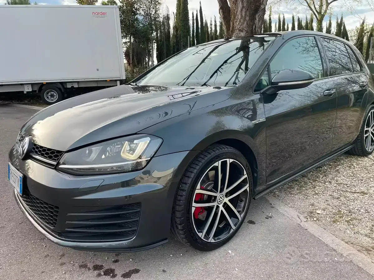 Usata VW Golf VII GTD 184 CV (135 kW) 2014 Grigio Berlina