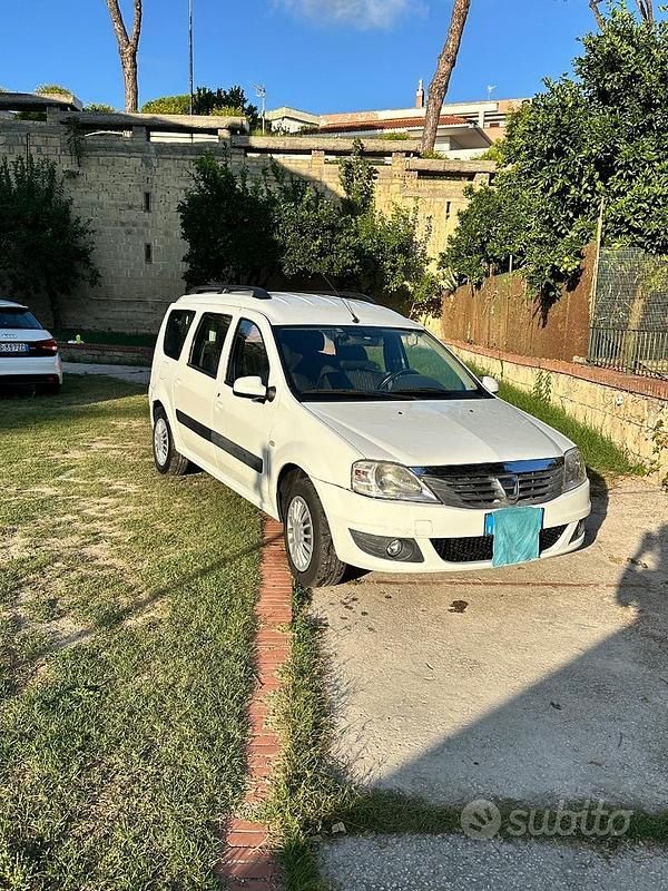 Usata Dacia Duster 2012 Bianco Station wagon