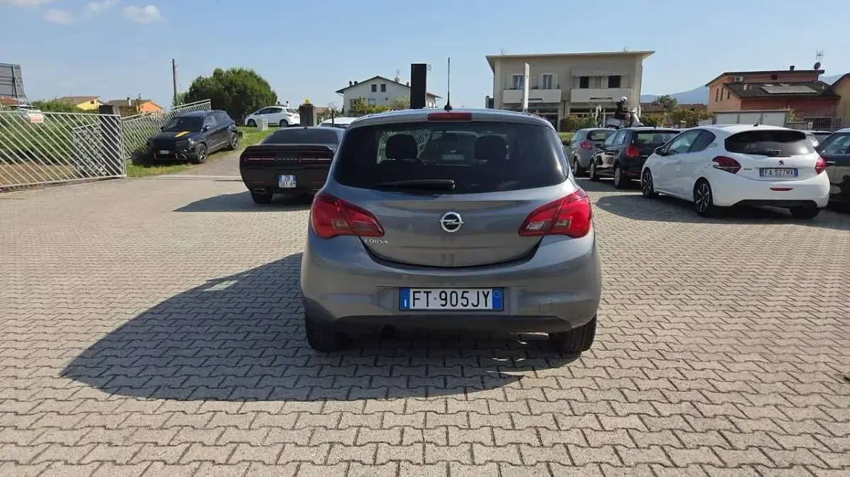 Usata Opel Corsa Edition 71 CV (52 kW) 2018 Grigio Utilitaria
