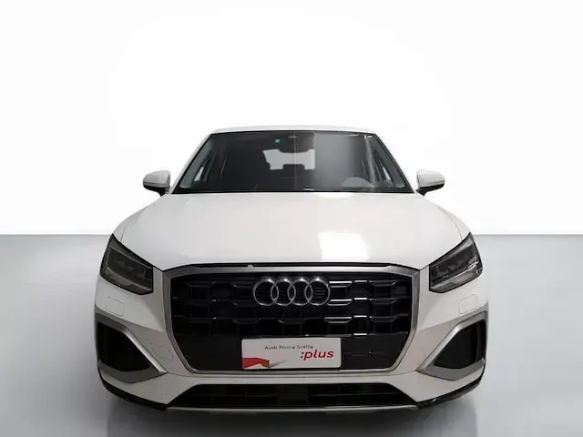 Usata Audi Q2 Admired 116 CV (85 kW) 2023 Bianco ibis SUV