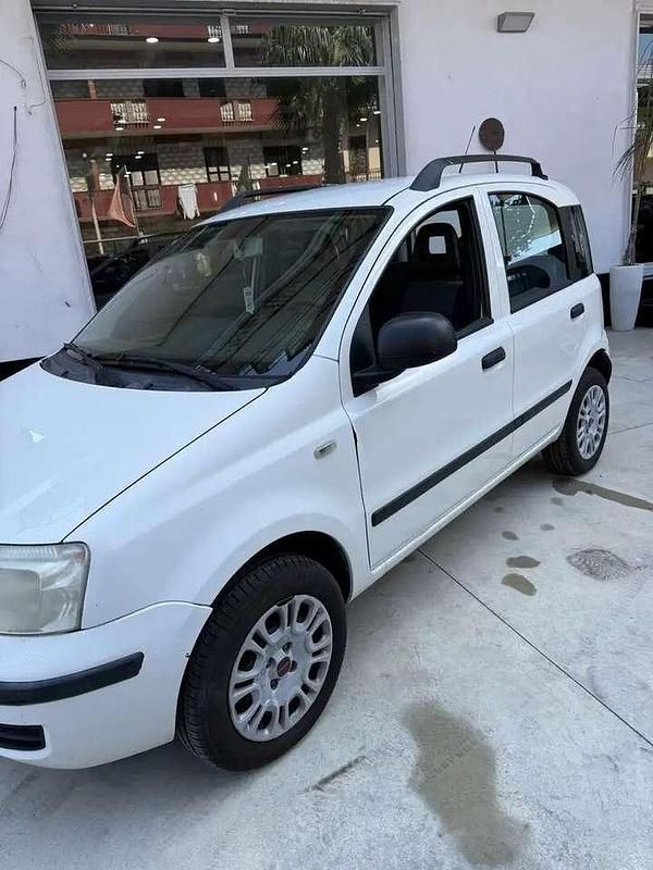 Usata Fiat Panda Classica 77 CV (56 kW) 2012 Bianco Utilitaria