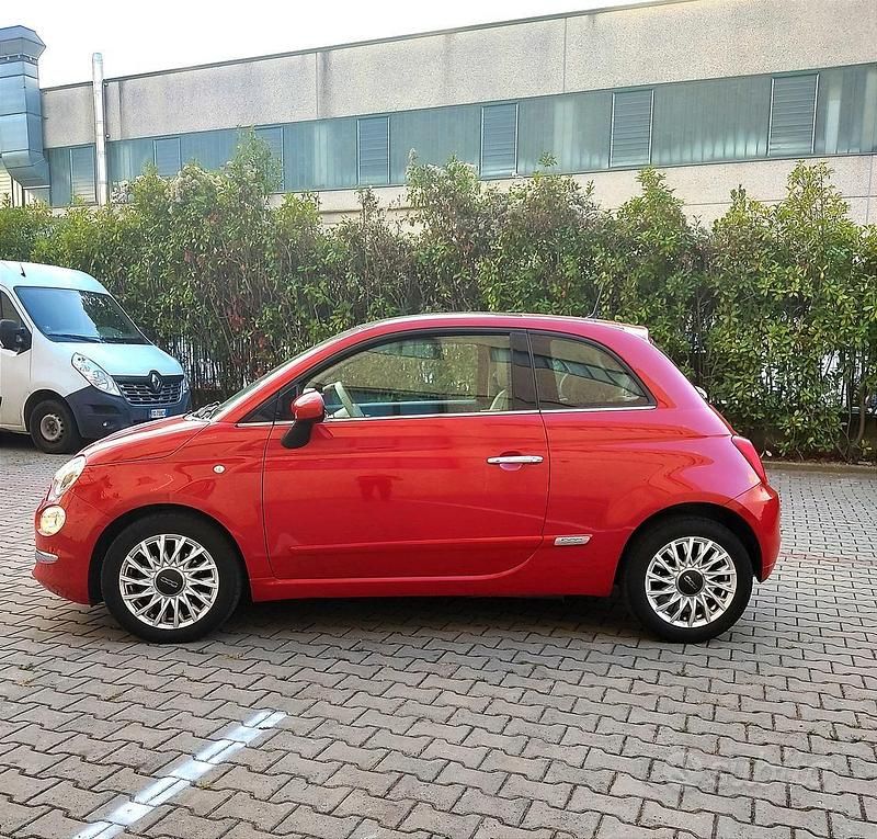 Usata Fiat 500 Lounge 95 CV (69 kW) 2016 Rosso Utilitaria