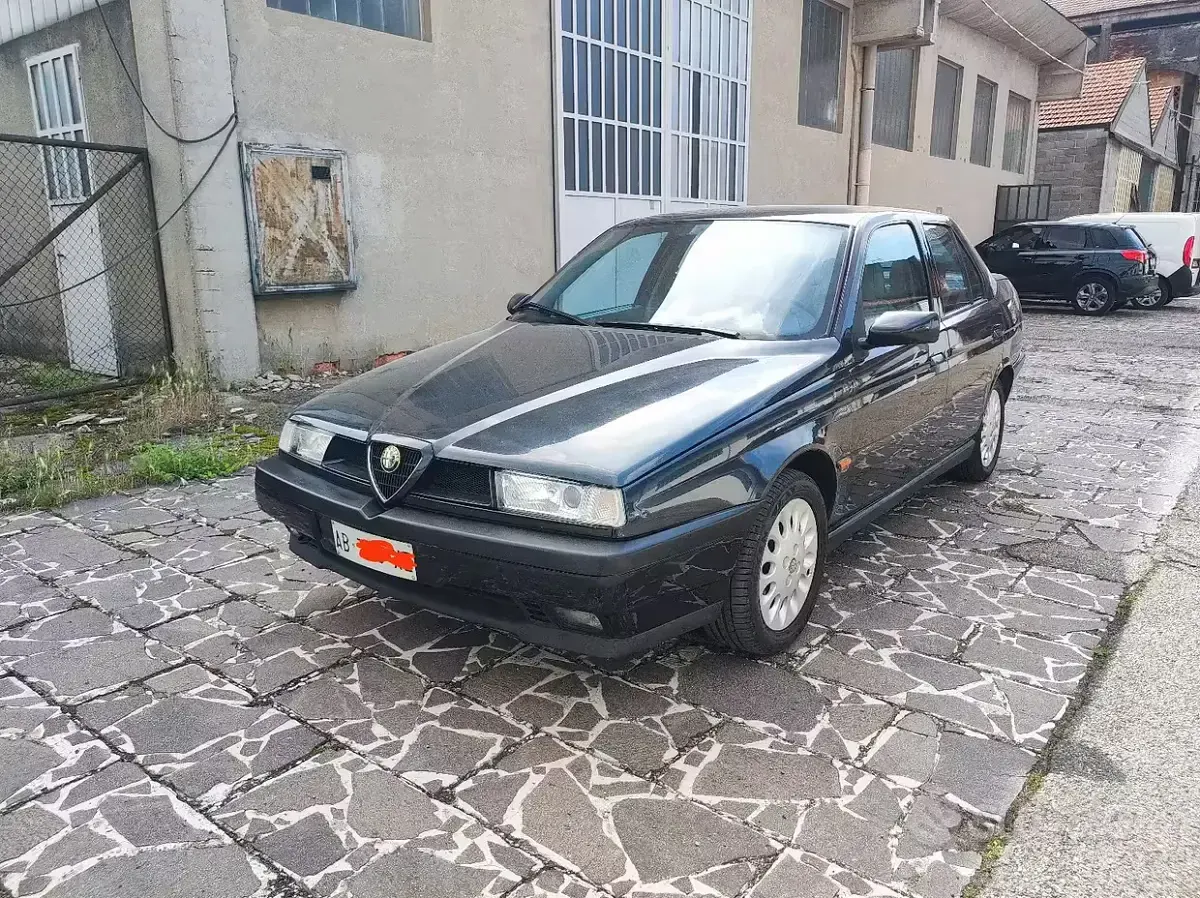 Usata Alfa Romeo 155 126 CV (92 kW) 1995 Blu Berlina